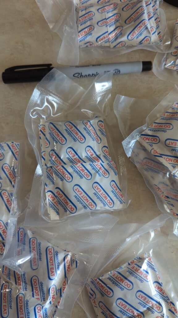 Professional oxygen absorbers for food storage